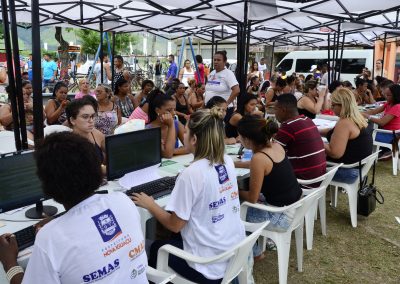 Prefeitura Presente amplia serviços com emissão de carteira de trabalho