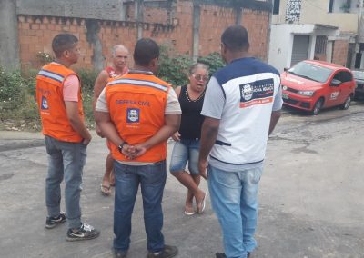 Prefeitura presta apoio a moradores afetados por rompimento de tubulação da Cedae