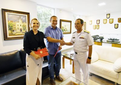 Prefeitura de Nova Iguaçu e Marinha do Brasil firmam parceria para qualificação profissional de jovens em área de vulnerabilidade social