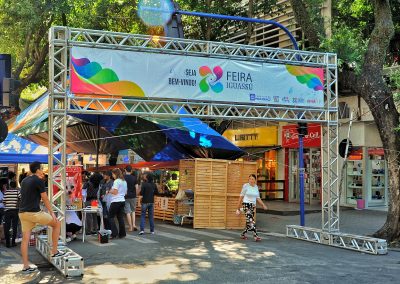 Edição ‘Dia das Crianças’ da Feira Iguassú terá show da banda iguaçuana Merlin