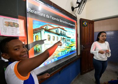 Projeto ensina história da cidade a alunos de Austin