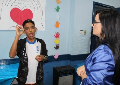 Dia Nacional do Surdo é comemorado em escola de Nova Iguaçu