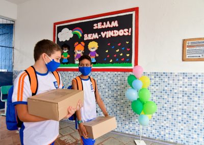 Alunos de mais oito escolas de Nova Iguaçu voltam às salas de aula