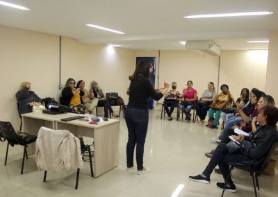 Casa do Professor oferece curso e oficinas aos profissionais da educação de Nova Iguaçu