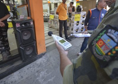 Prefeitura de Nova Iguaçu combate poluição sonora no Centro Comercial