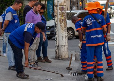 Prefeitura de Nova Iguaçu realiza mutirão de limpeza nas ruas aos domingos