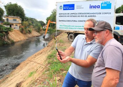 Prefeitura de Nova Iguaçu e Inea intensificam limpeza de rios para prevenir impactos das chuvas