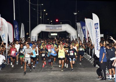 Corrida, show e atividades esportivas pelo aniversário de Nova Iguaçu atraem cerca de 2 mil pessoas