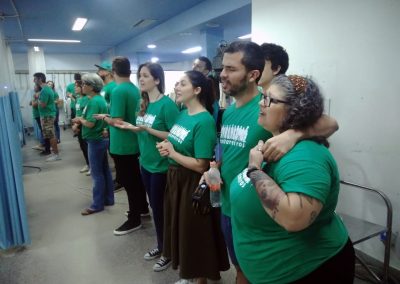 Coral Cantareiros emociona pacientes e funcionários do HGNI