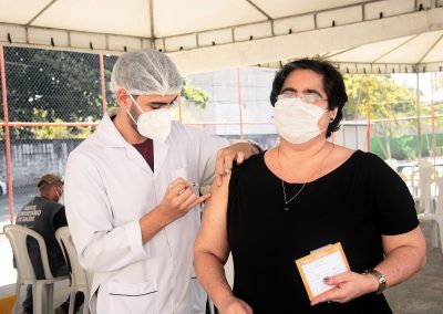Nova Iguaçu segue vacinando segunda dose de Coronavac/Sinovac