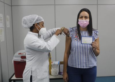 Nova Iguaçu vacinará contra a Covid-19 pessoas acima de 12 anos nesta sexta-feira (19)