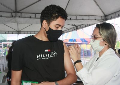 Nova Iguaçu vacinará contra a Covid-19 pessoas acima de 12 anos nesta terça (16)