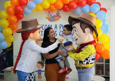 Hospital Geral de Nova Iguaçu celebra Dia das Crianças com pacientes da pediatria