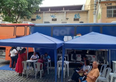 Nova Iguaçu ganha posto de vacinação volante para facilitar o acesso da população