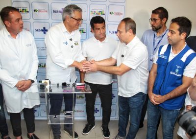 Ministro anuncia repasse de R$ 100 milhões para Nova Iguaçu em visita ao HGNI