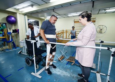 Centro de Acolhimento ao Deficiente transforma vidas e ajuda na reabilitação física de pacientes em Nova Iguaçu