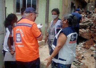 Nova Iguaçu contabiliza 25 ocorrências após tempestade. Previsão é de chuva moderada a forte na noite desta quarta-feira (15)